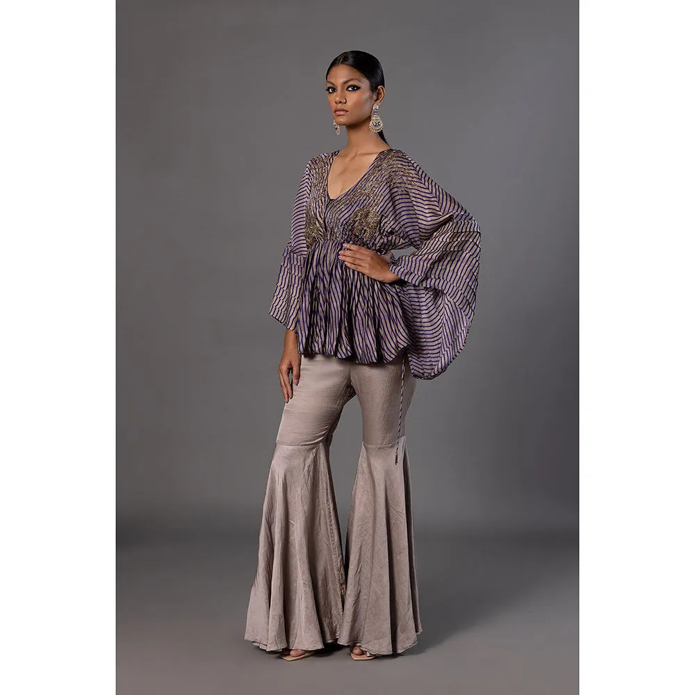 A Humming Way Shikhar Baugh Stripes Kimono Co-Ord (Set of 2)