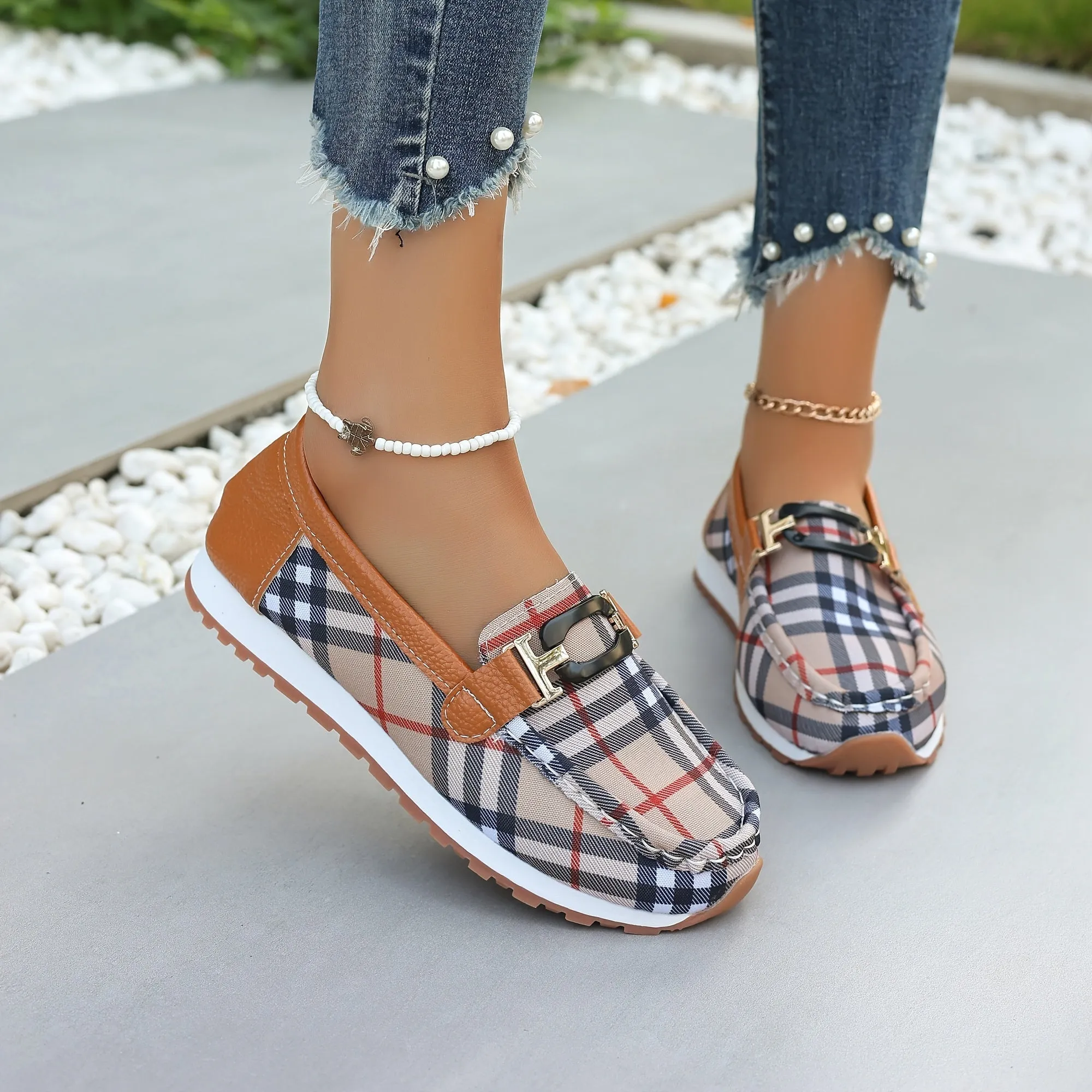 Chic British-Inspired Women's Loafers - Slip-On, Soft Sole Casual Shoes with Plaid Design, Breathable Fabric Lining for All Seasons