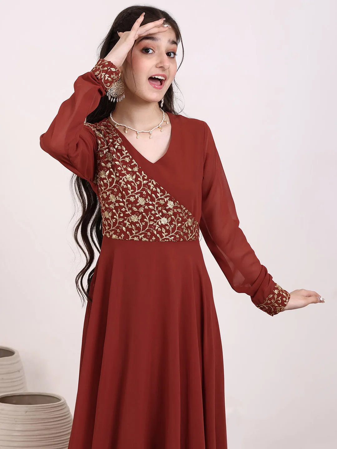 Girls Floral Zari & Sequinned Embroidered Ethnic Dress