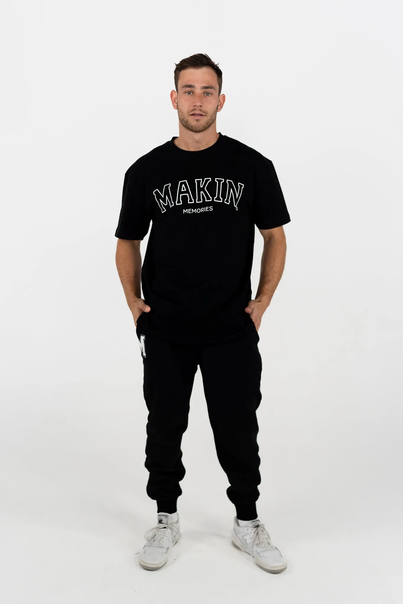 MAKIN TEE IN BLACK