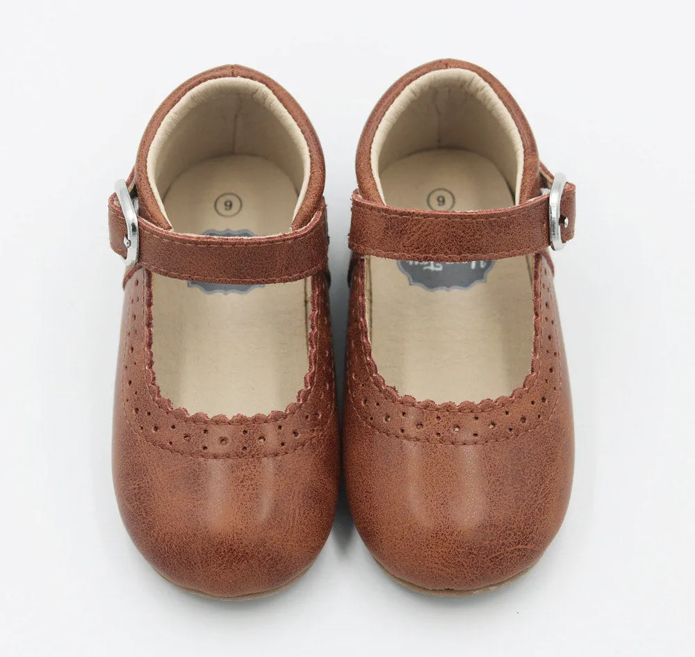 Mary-Jane Distressed Brown Leather