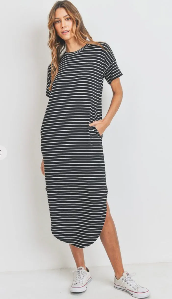 Mica Midi T Shirt Dress- Black