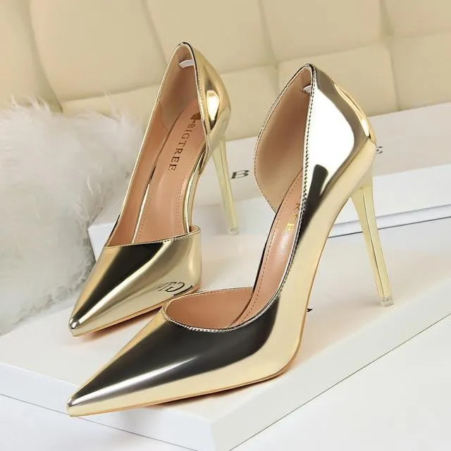 Patent Leather Pump Shoe with High Heels