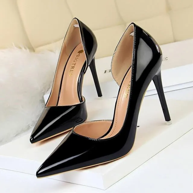 Patent Leather Pump Shoe with High Heels