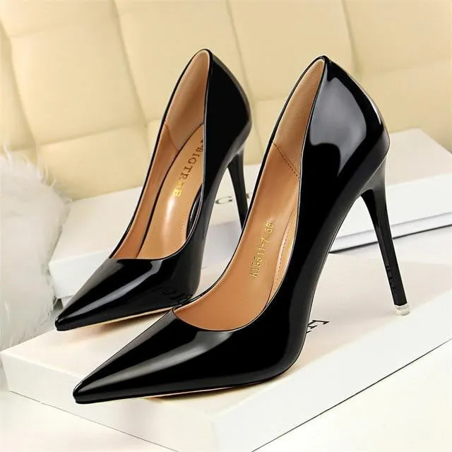 Patent Leather Pump Shoe with High Heels