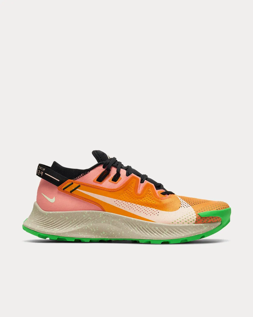Pegasus Trail 2 Kumquat Running Trainers