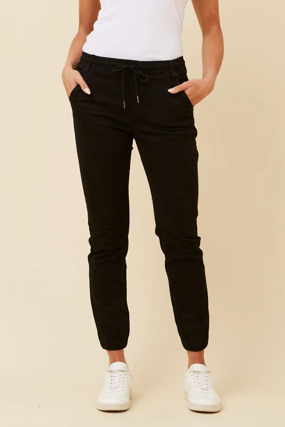 SANIA SOLID JOGGER PANTS