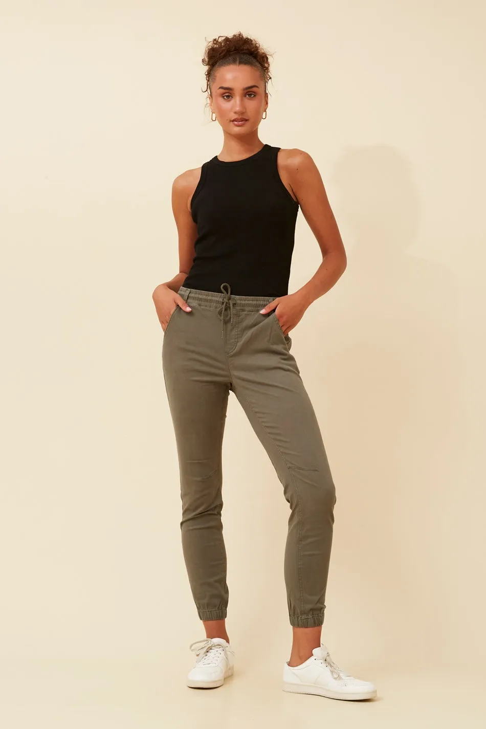 SANIA SOLID JOGGER PANTS
