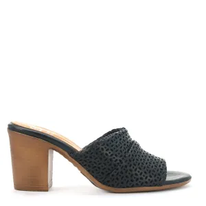 STAPLE LEATHER SLIDE SANDALS