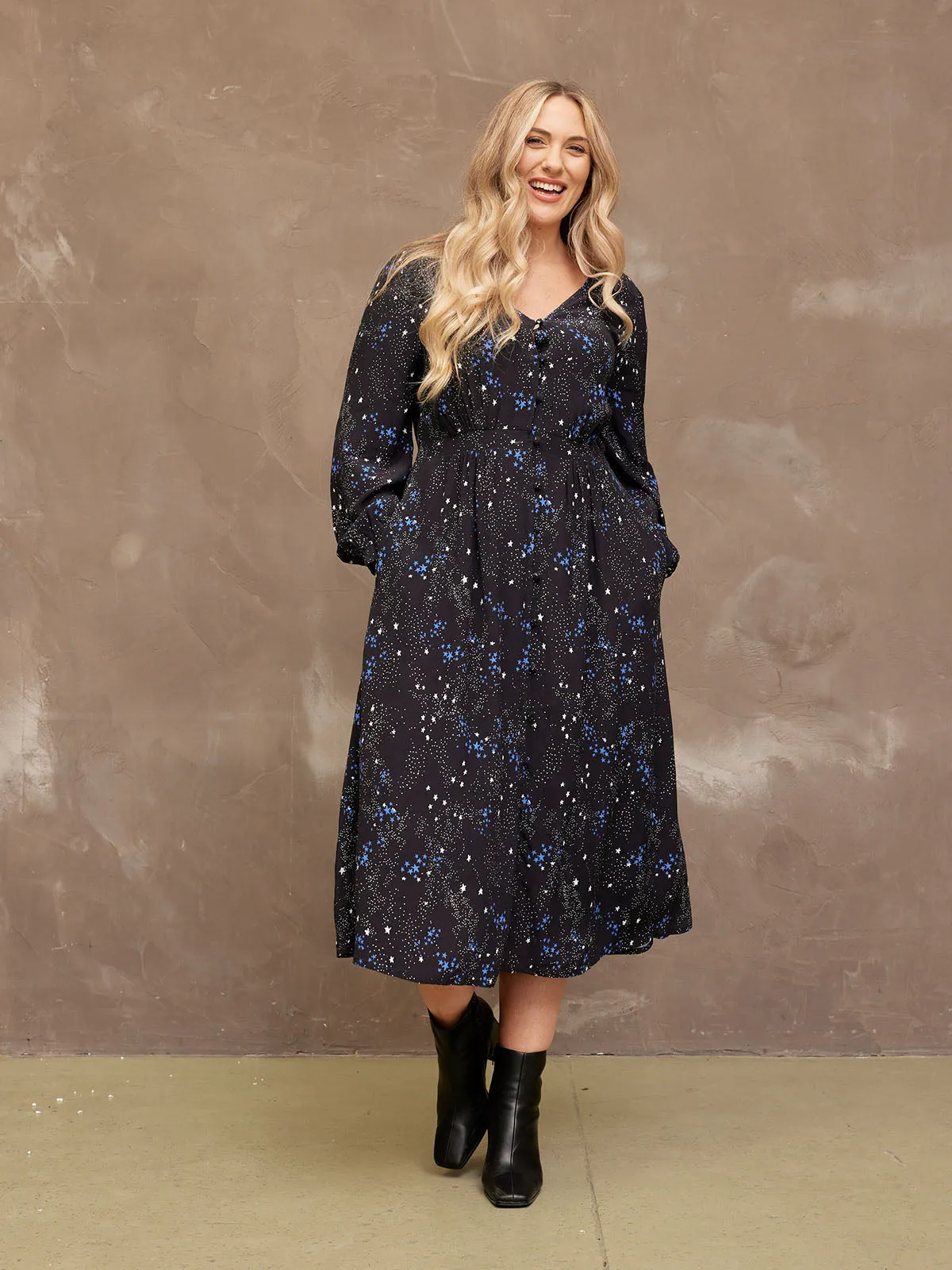 Susanne - V Neck Button Dress - Star Print